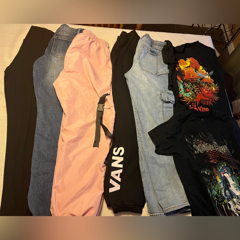 Teen girl bundle of clothes
